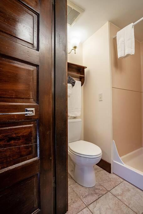 Hébergement de vacances Charming In Historic With Parking - Rm 5 *