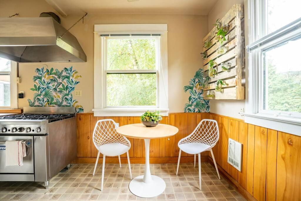 Hébergement de vacances Charming In Historic With Parking - Rm 5 *